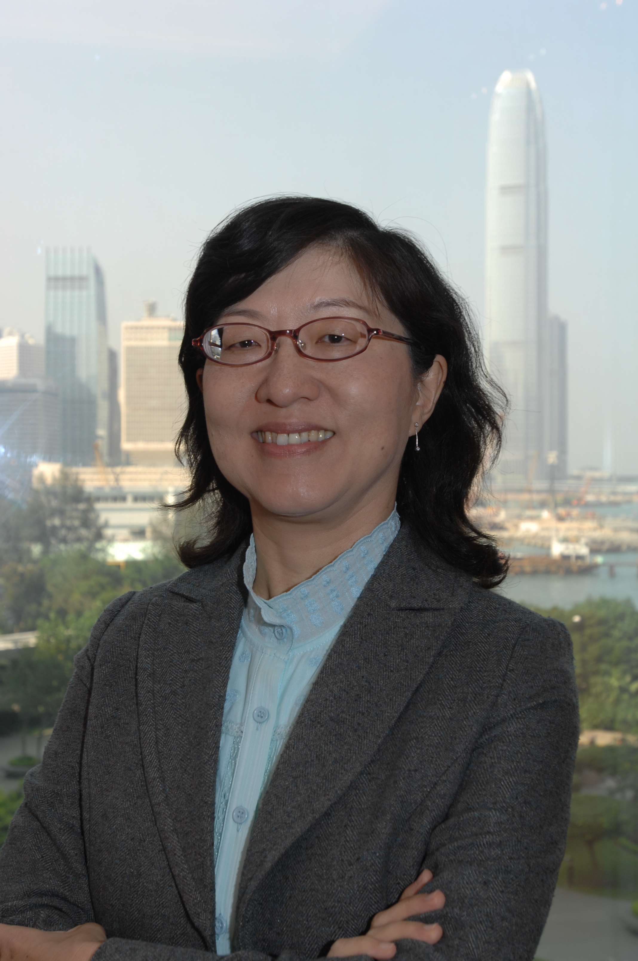 <p>Dr. LAU Suet Ting<br></p>